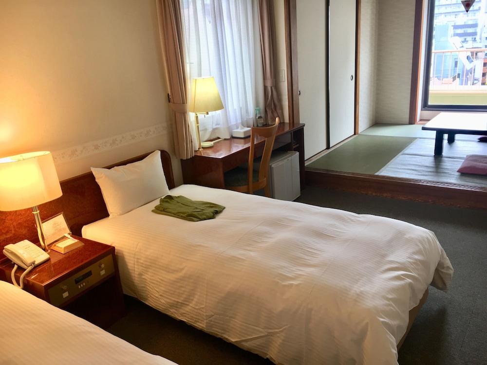 Ueno Terminal Hotel Tokio Buitenkant foto