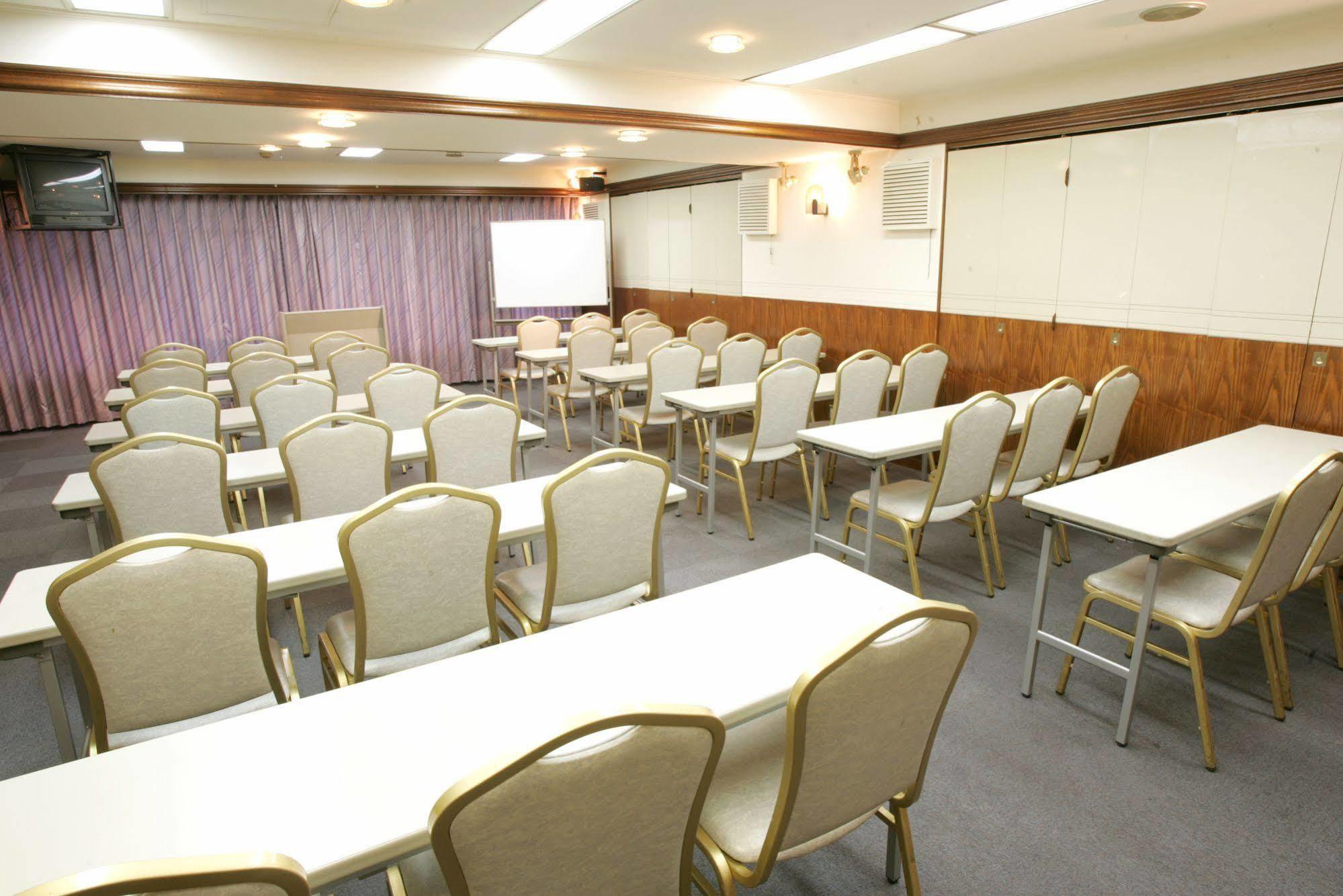 Ueno Terminal Hotel Tokio Buitenkant foto