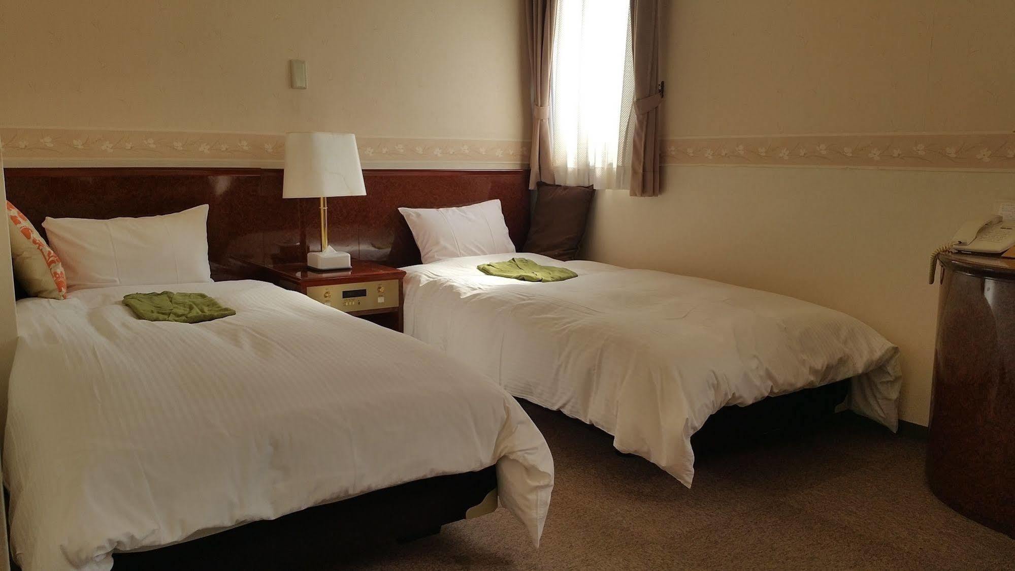 Ueno Terminal Hotel Tokio Buitenkant foto